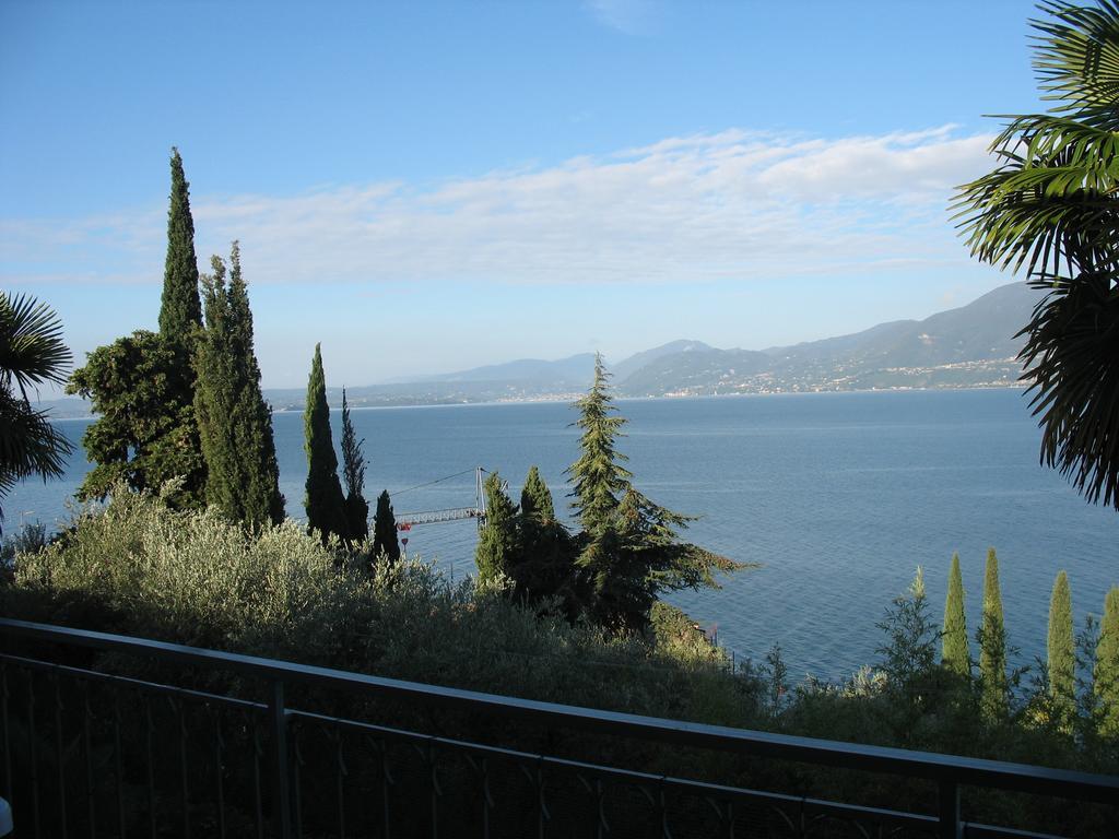 Villa Patrizia Torri Del Benaco Exteriör bild