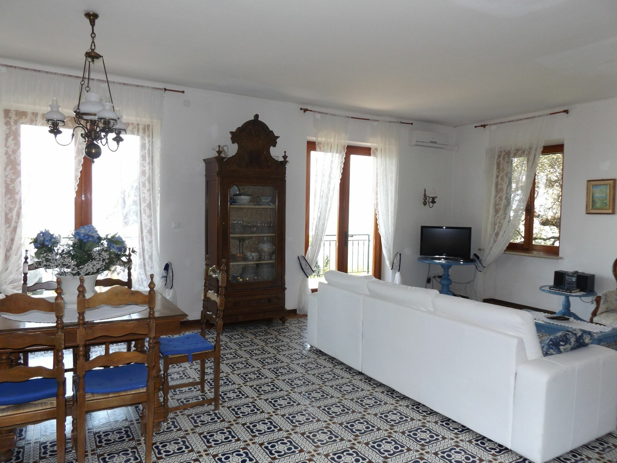 Villa Patrizia Torri Del Benaco Exteriör bild